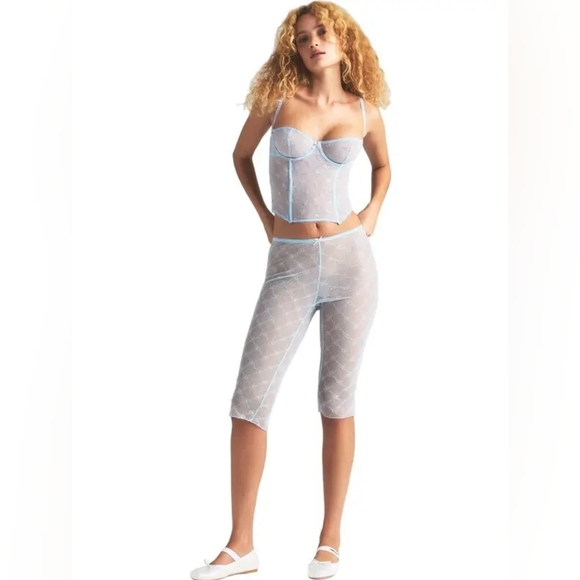 S1. NWT SKIMS SPRING INTIMATES CROPPED LEGGINGS